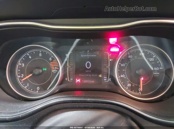 1C4PJMCB9KD228896 2019 JEEP CHEROKEE Зеленый Вид задних сидений