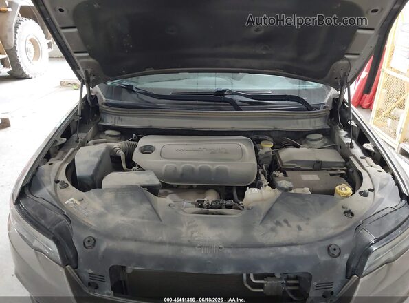 1C4PJMCB9KD464089 2019 JEEP CHEROKEE Brown Հետևի տեսք