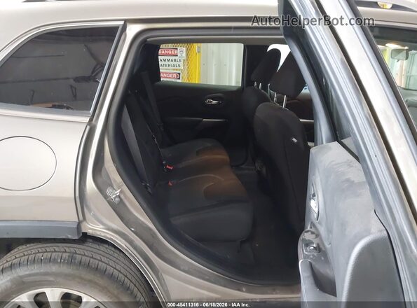 1C4PJMCB9KD464089 2019 JEEP CHEROKEE Brown VIN կոդի պիտակի տեսք