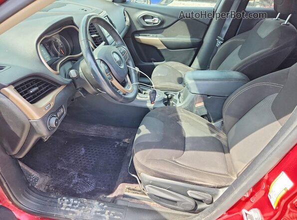 1C4PJMCBXHW614871 2017 JEEP CHEROKEE Red Front interior view
