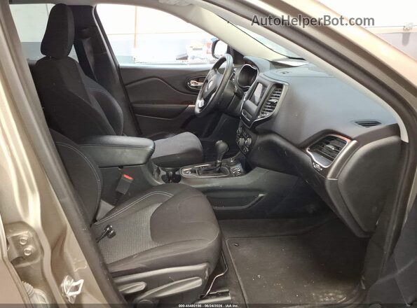 1C4PJMCBXKD464070 2019 JEEP CHEROKEE Beige Սալոնի դիմացի տեսք