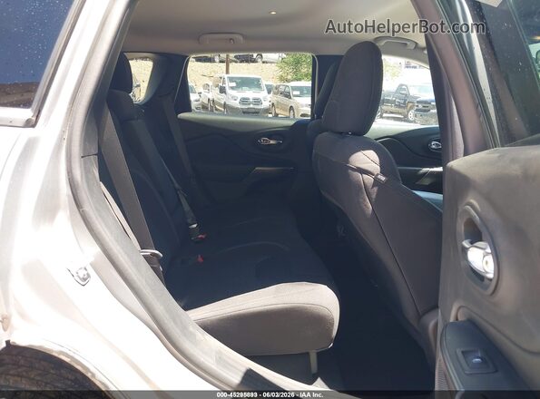 1C4PJMCBXLD643372 2020 JEEP CHEROKEE Silver Вид наклейки з VIN-кодом