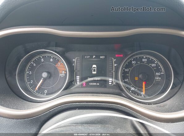1C4PJMCS0GW170012 2016 JEEP CHEROKEE Black Widok tylnych siedzeń