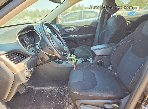 1C4PJMCS0GW215563 2016 JEEP CHEROKEE Черный Вид салона спереди