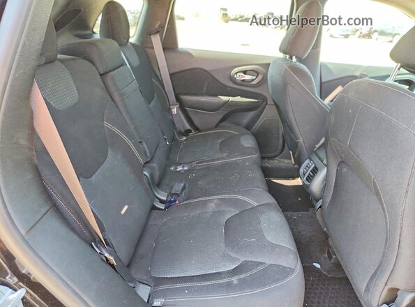 1C4PJMCS0GW215563 2016 JEEP CHEROKEE Черный Вид задней части салона