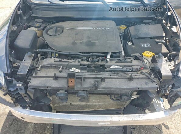 1C4PJMCS1HW637911 2017 JEEP CHEROKEE Gray Engine compartment view