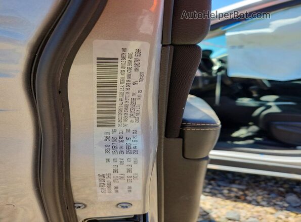 1C4PJMCS2HW565598 2017 JEEP CHEROKEE Silver ძრავის განყოფილების ხედი