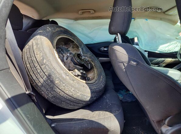 1C4PJMCS3HD227557 2017 JEEP CHEROKEE White უკანა სალონის ხედი