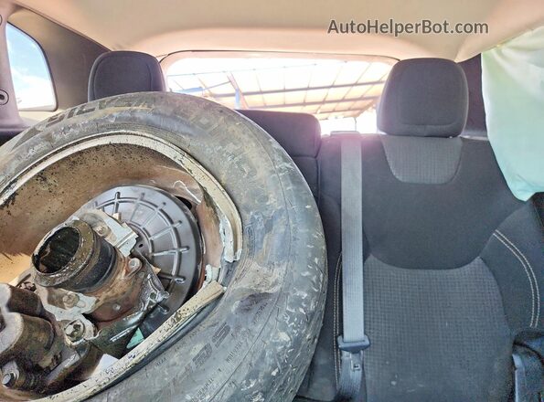 1C4PJMCS3HD227557 2017 JEEP CHEROKEE White უკანა სავარძლების ხედი