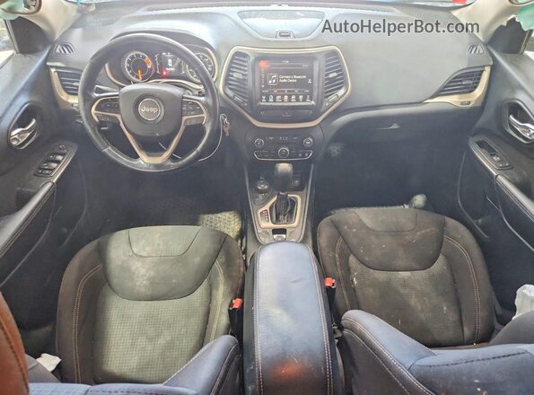 1C4PJMCS4GW131858 2016 JEEP CHEROKEE Silver Widok deski rozdzielczej