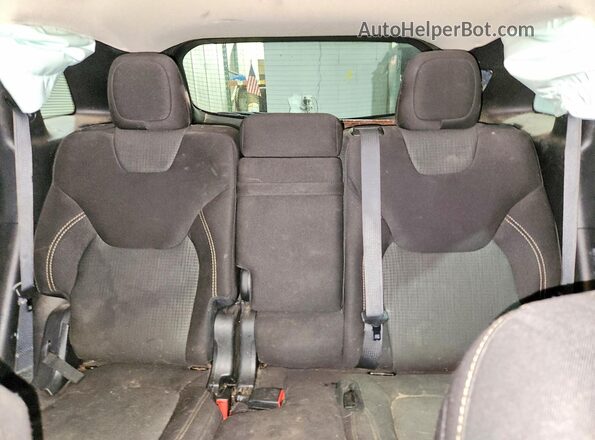 1C4PJMCS4GW131858 2016 JEEP CHEROKEE Silver Widok tylnych siedzeń