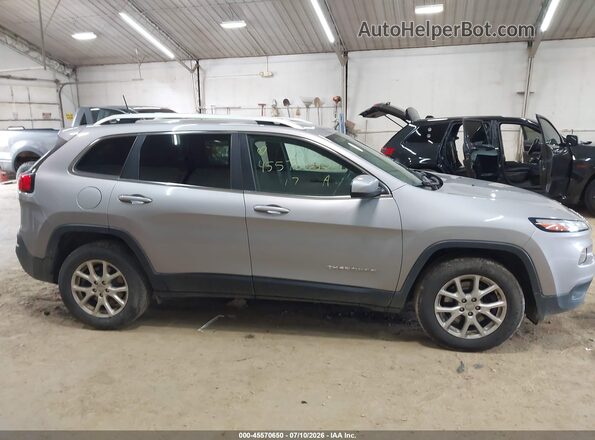 1C4PJMCS5HD226782 2017 JEEP CHEROKEE Gray Սալոնի հետևի տեսք