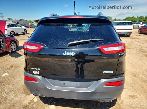 1C4PJMCS6HW665560 2017 JEEP CHEROKEE Black Rear view