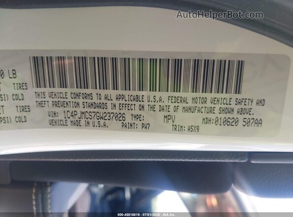 1C4PJMCS7GW237026 2016 JEEP CHEROKEE White Vista del compartimento del motor