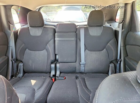 1C4PJMCS7HW504800 2017 JEEP CHEROKEE Бордовый Вид задних сидений