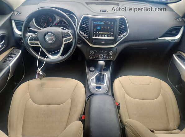1C4PJMCS7HW618411 2017 JEEP CHEROKEE White Dashboard view