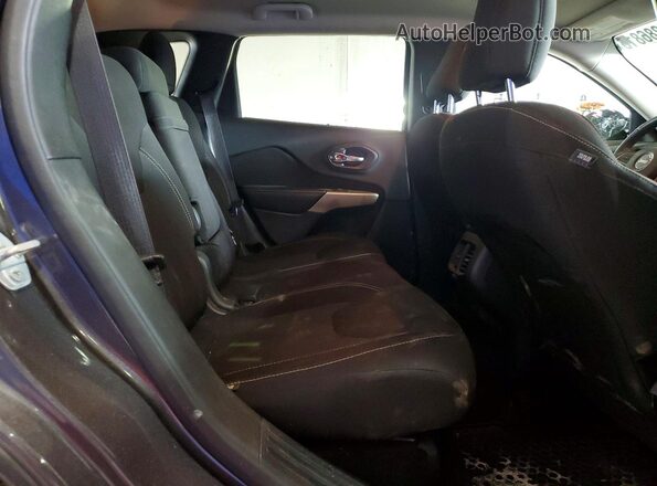 1C4PJMCS8HD228123 2017 JEEP CHEROKEE Gray Vista interior trasera