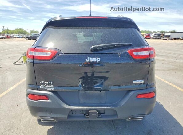 1C4PJMCS8HW658402 2017 JEEP CHEROKEE Black Rear view