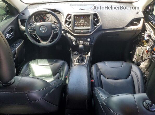 1C4PJMCS8HW658402 2017 JEEP CHEROKEE Black Dashboard view