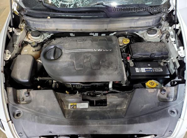1C4PJMCS9GW123691 2016 JEEP CHEROKEE White Rear interior view