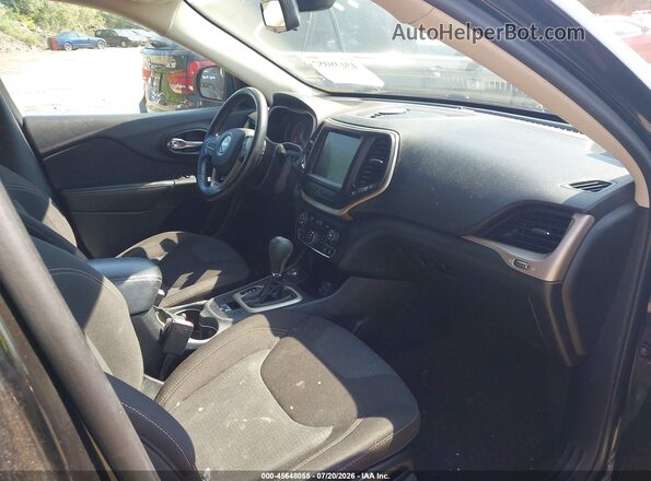1C4PJMCS9GW227047 2016 JEEP CHEROKEE Black Front interior view