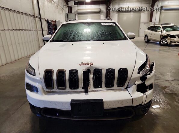 1C4PJMCS9GW286213 2016 JEEP CHEROKEE White Widok z przodu