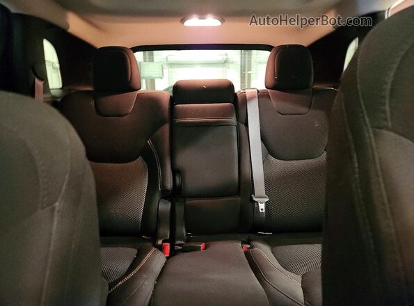1C4PJMCS9GW286213 2016 JEEP CHEROKEE White Widok tylnych siedzeń