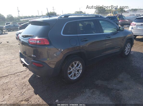 1C4PJMCS9HW626011 2017 JEEP CHEROKEE Gray Rear right
