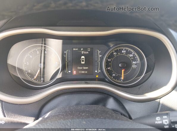 1C4PJMCS9HW626011 2017 JEEP CHEROKEE Gray Rear seats view