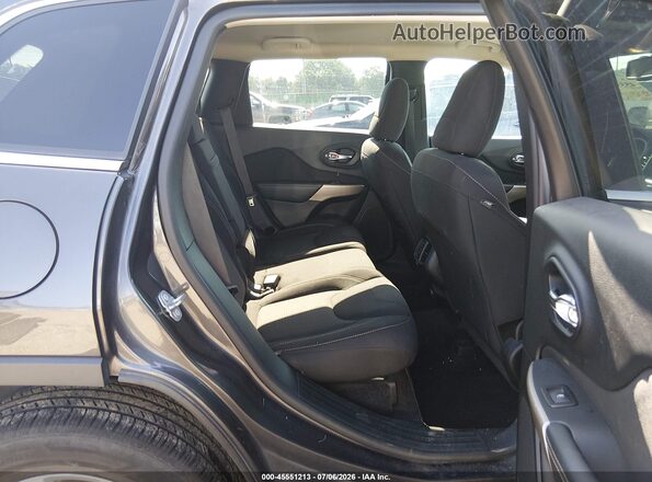 1C4PJMCS9HW626011 2017 JEEP CHEROKEE Gray VIN sticker view