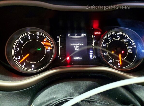 1C4PJMCX2JD506919 2018 JEEP CHEROKEE Black Instrument cluster view