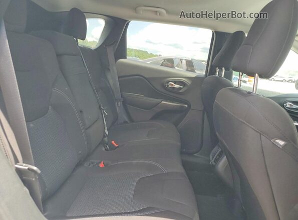 1C4PJMCX3KD337740 2019 JEEP CHEROKEE White Rear interior view