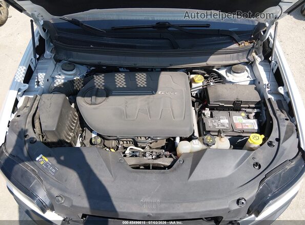 1C4PJMCX5KD470368 2019 JEEP CHEROKEE White Հետևի տեսք