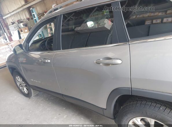 1C4PJMCX9KD176990 2019 JEEP CHEROKEE Silver სალონის 360-გრადუსიანი ხედი