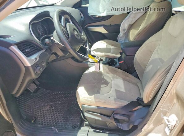 1C4PJMCXXJD582372 2018 JEEP CHEROKEE Gray Vista interior delantera