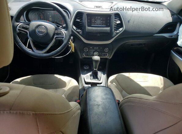 1C4PJMCXXJD582372 2018 JEEP CHEROKEE Gray Vista del salpicadero