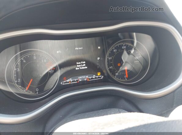 1C4PJMDB0GW175662 2016 JEEP CHEROKEE Red Vista de los asientos traseros
