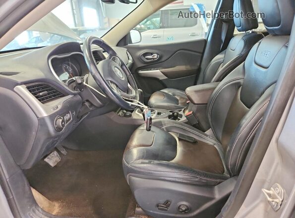 1C4PJMDB2JD569926 2018 JEEP CHEROKEE Gray Вид салону спереду