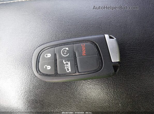 1C4PJMDB3JD576075 2018 JEEP CHEROKEE Black Dashboard view