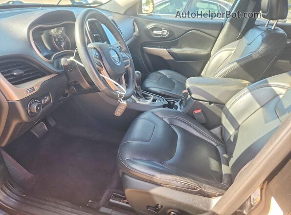 1C4PJMDB4HW616355 2017 JEEP CHEROKEE Black Вид салону спереду