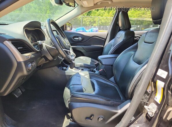 1C4PJMDB7GW322673 2016 JEEP CHEROKEE Black Front interior view
