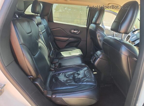 1C4PJMDB7GW337562 2016 JEEP CHEROKEE White Vista interior trasera