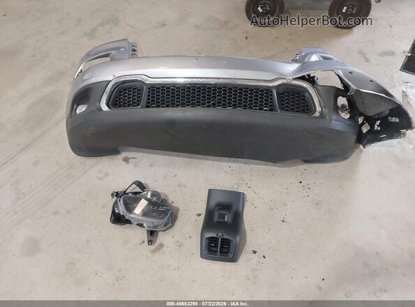 1C4PJMDB7HW665453 2017 JEEP CHEROKEE Silver Вид панелі приладів