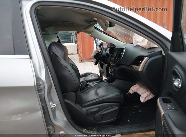 1C4PJMDB8HD234762 2017 JEEP CHEROKEE Gray წინა სალონის ხედი