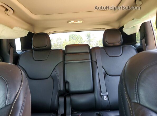 1C4PJMDB8HW563692 2017 JEEP CHEROKEE Red Вид задніх сидінь