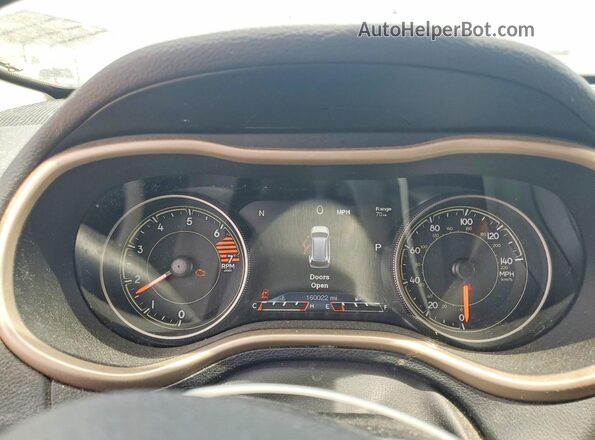 1C4PJMDB9JD609824 2018 JEEP CHEROKEE Black ხელსაწყოთა პანელის ხედი