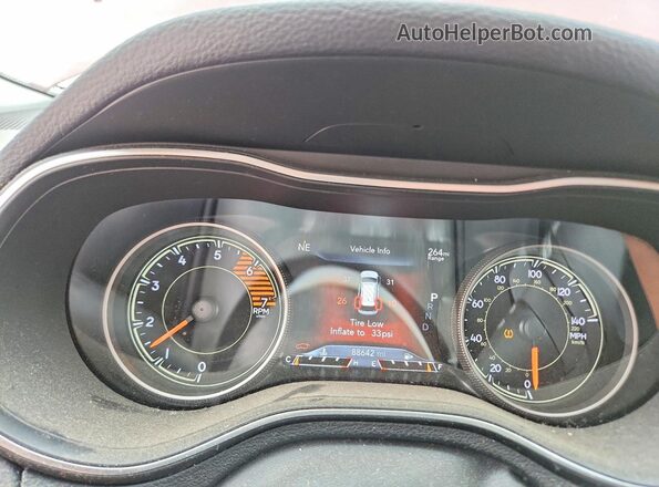 1C4PJMDN5KD188180 2019 JEEP CHEROKEE Maroon Widok zestawu wskaźników