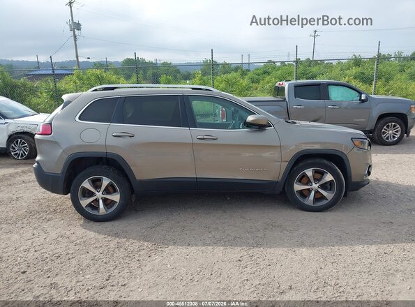 1C4PJMDN6KD142387 2019 JEEP CHEROKEE Silver უკანა სალონის ხედი