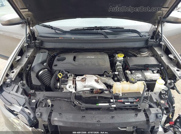 1C4PJMDN6KD142387 2019 JEEP CHEROKEE Silver უკანა ხედი