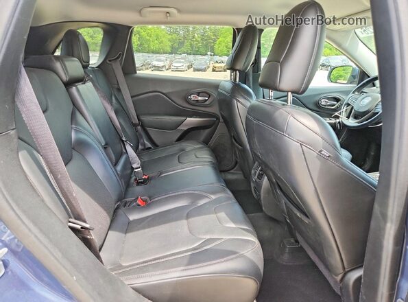 1C4PJMDN6LD537994 2020 JEEP CHEROKEE Blue Vista interior trasera